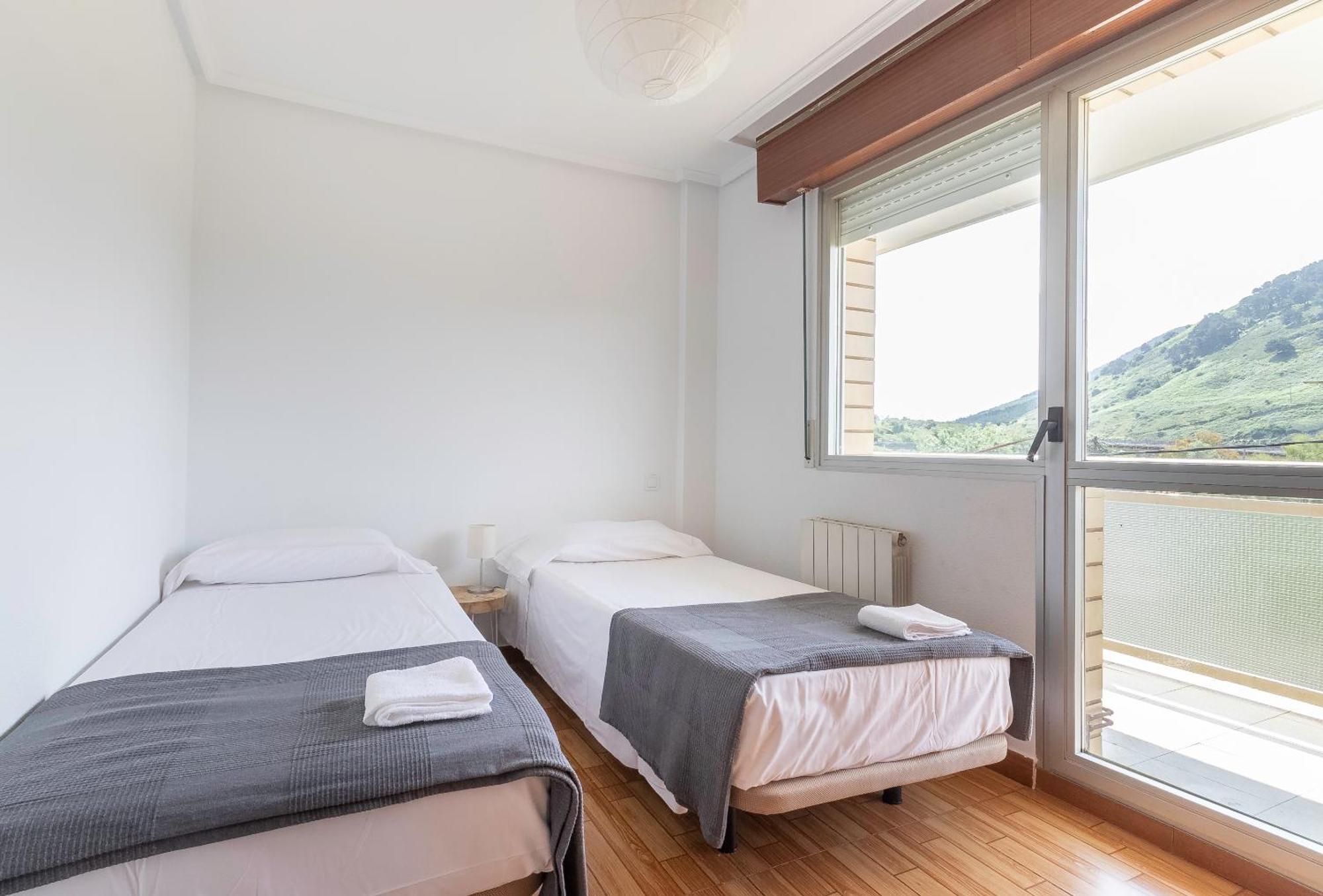 La Arena Apartamentos Zierbena מראה חיצוני תמונה